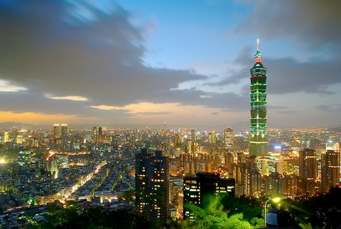 台湾同胞心声，尊敬的听众，共话民族情谊